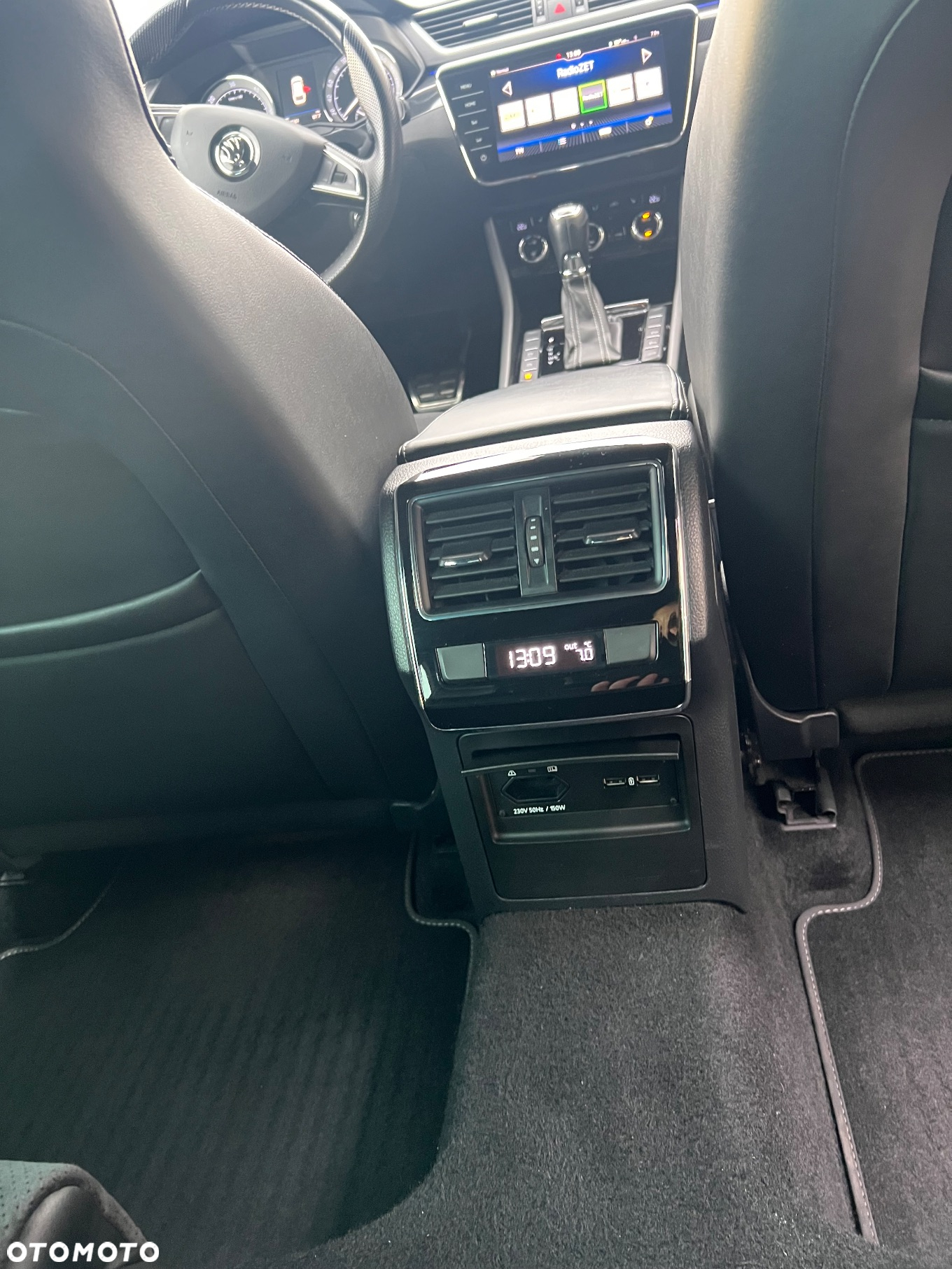Skoda Superb 2.0 TDI DSG SportLine - 16