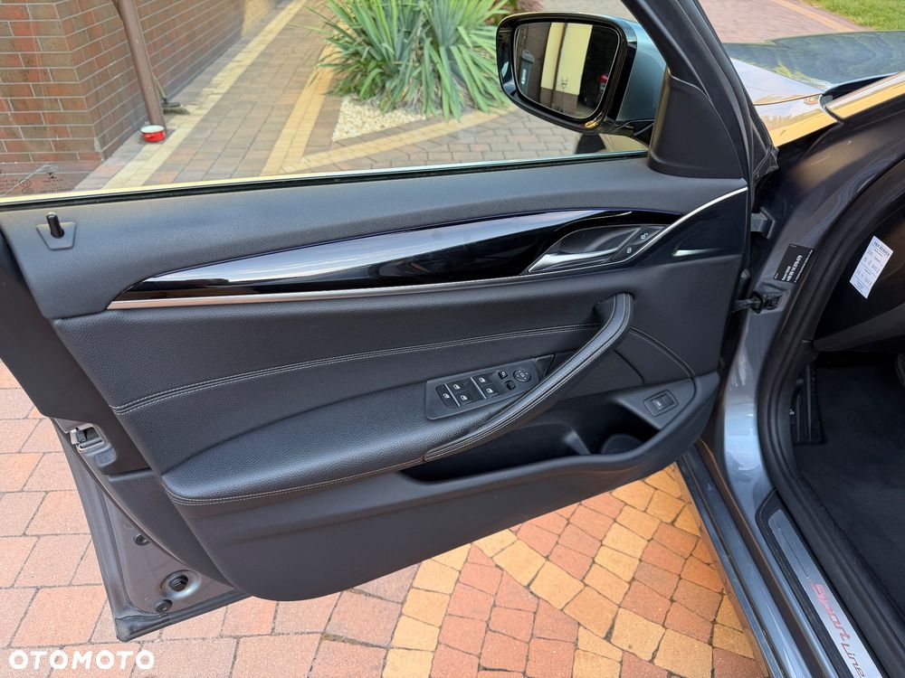BMW Seria 5 520d Sport Line sport - 20