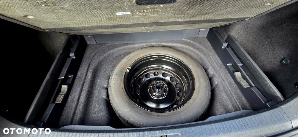 Volkswagen Golf - 11