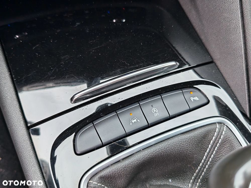 Opel Insignia 2.0 CDTI Elegance S&S - 25