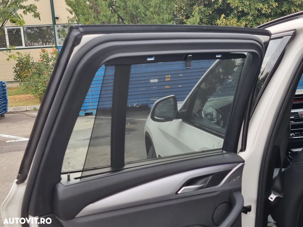 BMW X3 xDrive20d AT xLine - 24