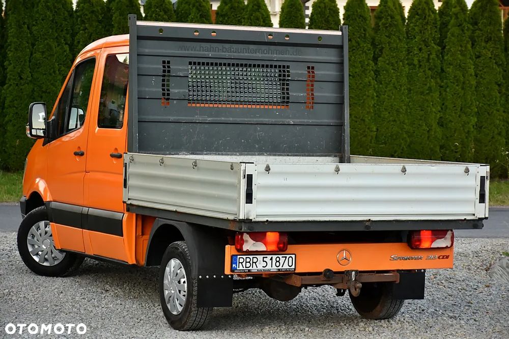 Mercedes-Benz Sprinter - 4