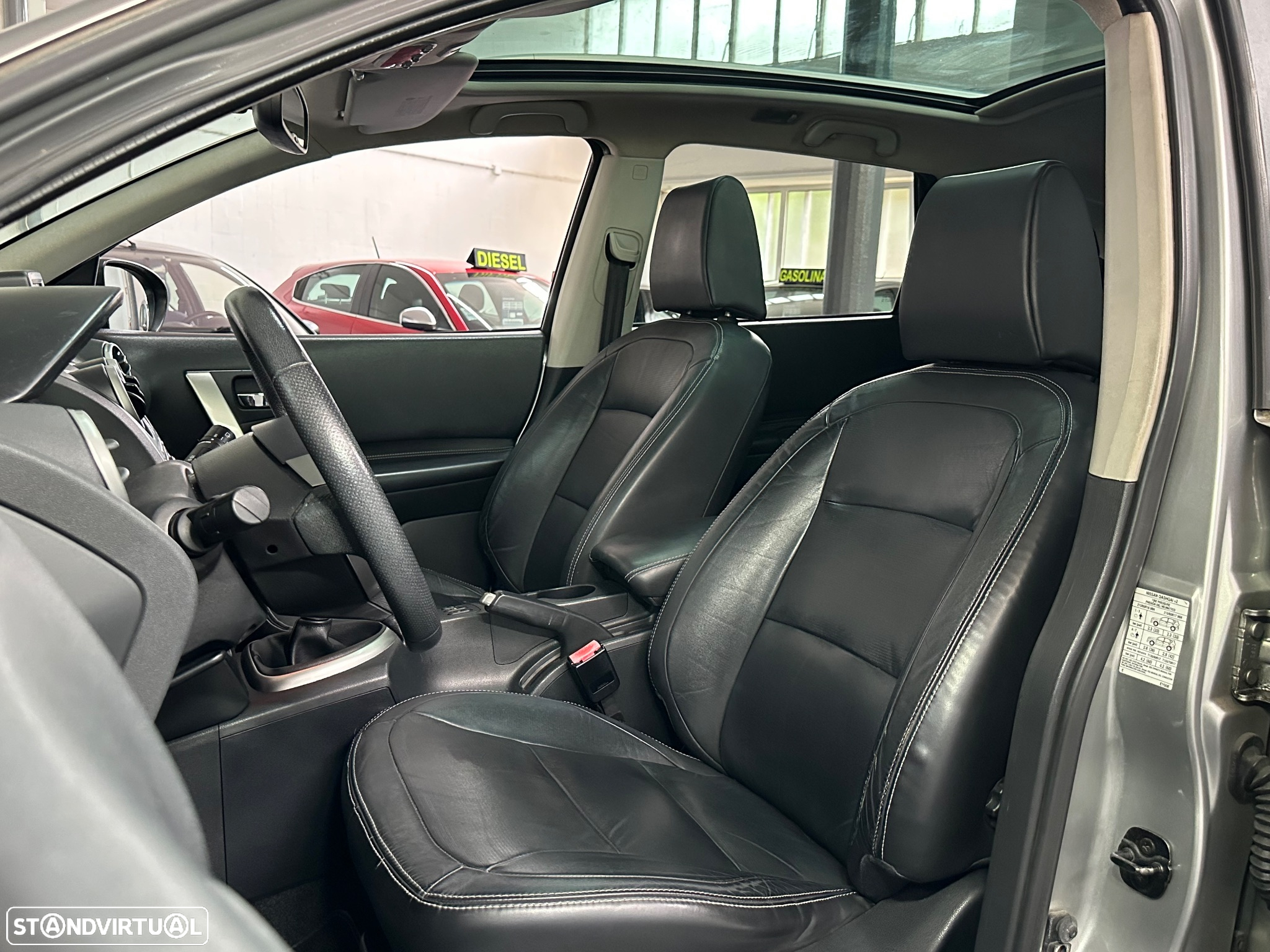 Nissan Qashqai +2 2.0 dCi Tekna Pele Preto +Navi - 14