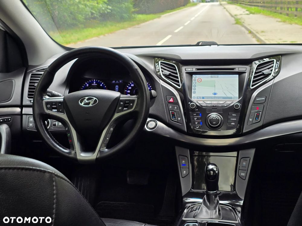 Hyundai i40 Kombi 1.7 CRDi DCT Premium - 28