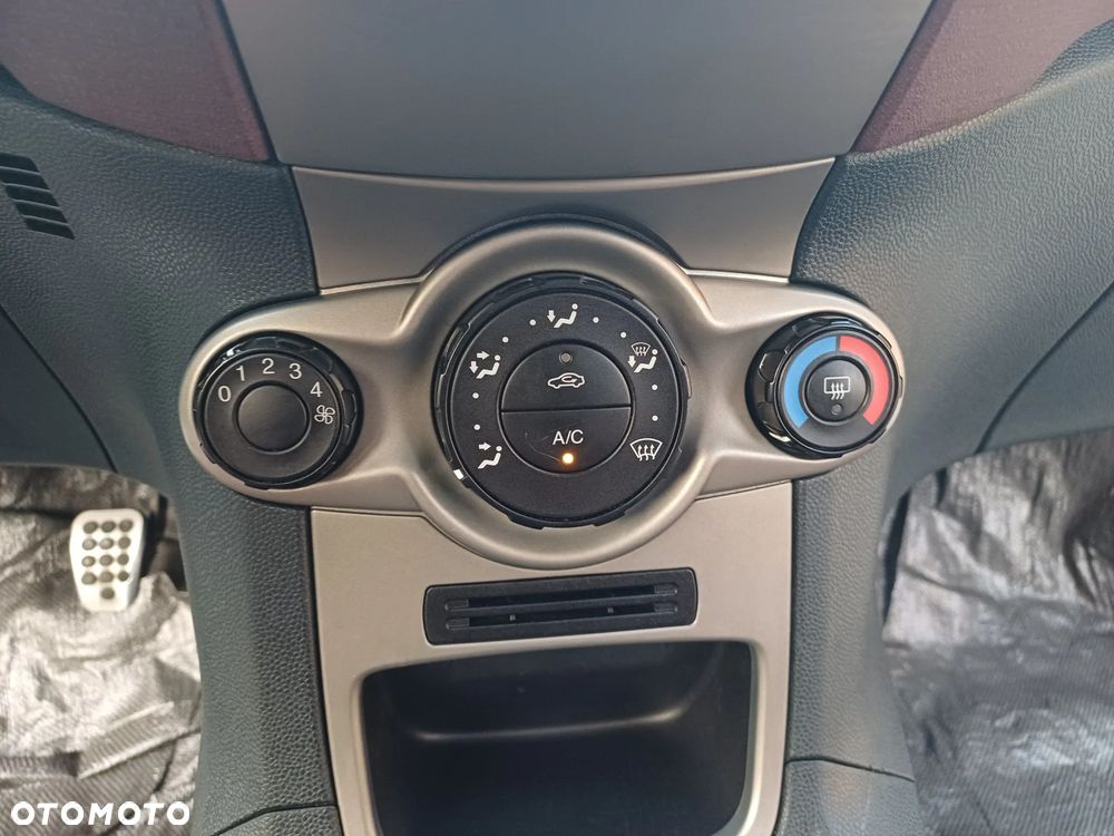 Ford Fiesta 1.25 Gold X - 7