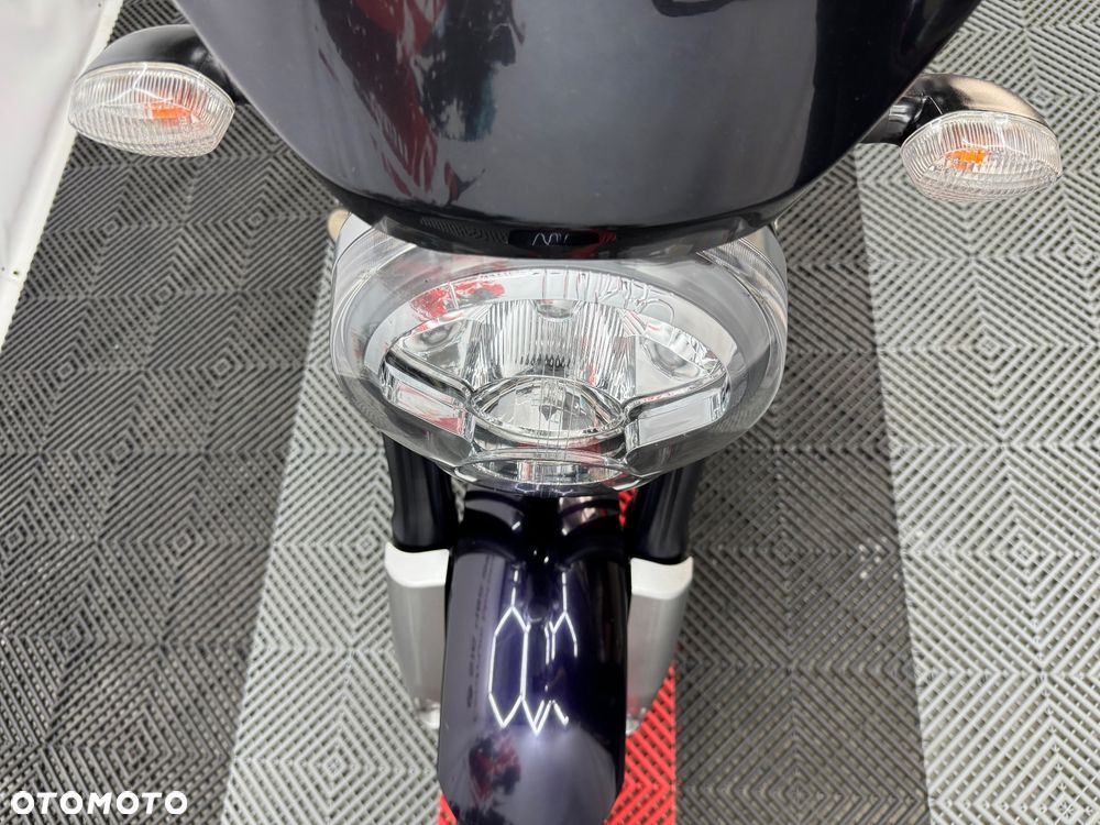 Yamaha MT - 11