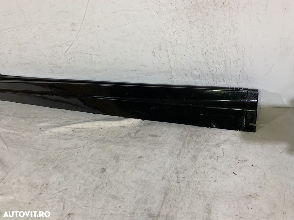 Prag stanga Volvo XC90, 2015, 2016, 2017, 2018, 2019, 2020, 2021, 2022, cod origine OE 31672370. - 2