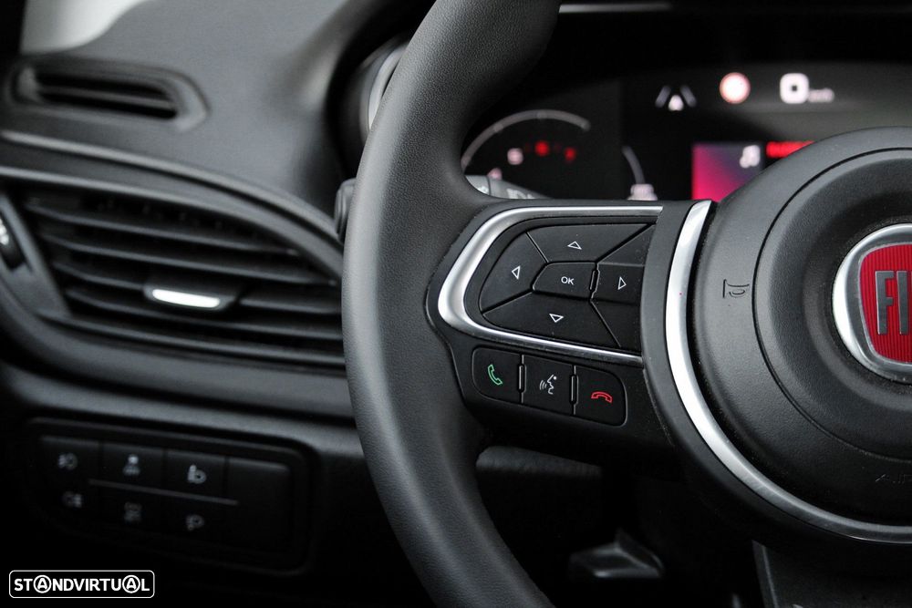 Fiat Tipo Station Wagon Cross 1.0 GSE T3 Cross - 23