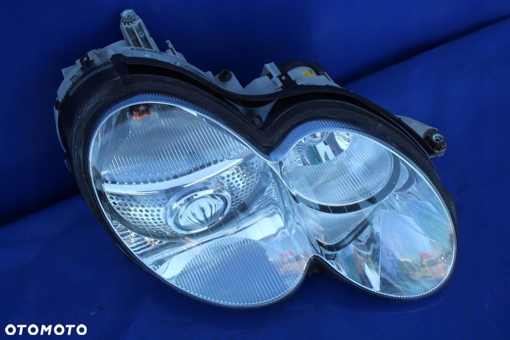 Reflektor prawy bi-xenon lampa prawa kpl OE Mercedes SL R230 W230 Europa - 10