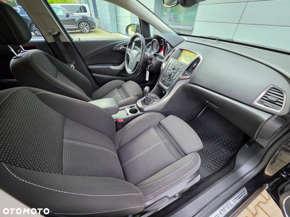 Opel Astra 1.4 Turbo Innovation - 19