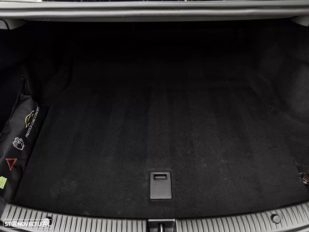 Mercedes-Benz C 180 d AMG Line - 15