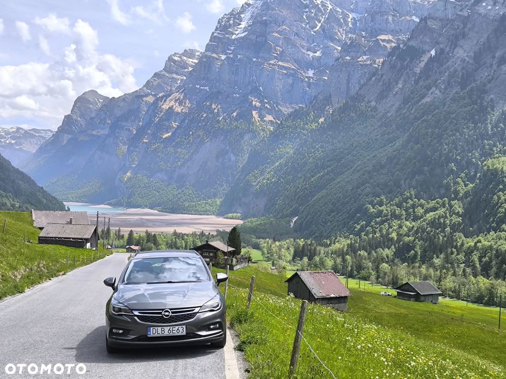 Opel Astra 1.6 CDTI Sport - 2