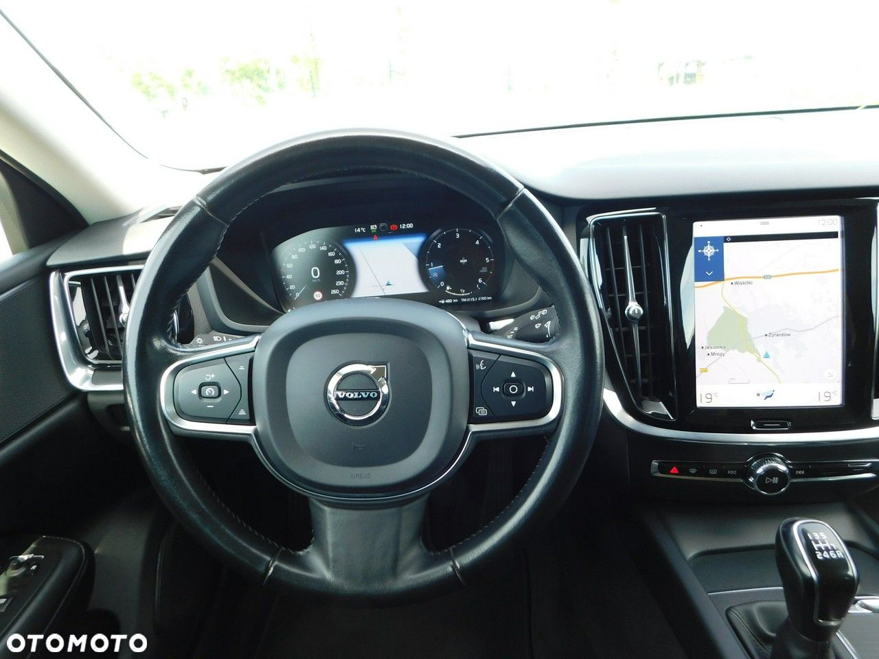 Volvo V60 D3 Momentum - 16