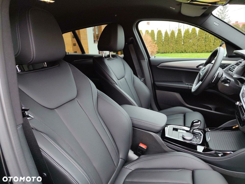 BMW X4 xDrive20d mHEV M Sport sport - 23