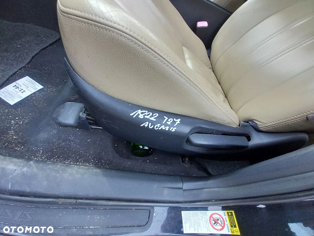 TOYOTA AVENSIS T27 FOTELE KANAPA KOMPLET SKÓRY JASNE UK - 4