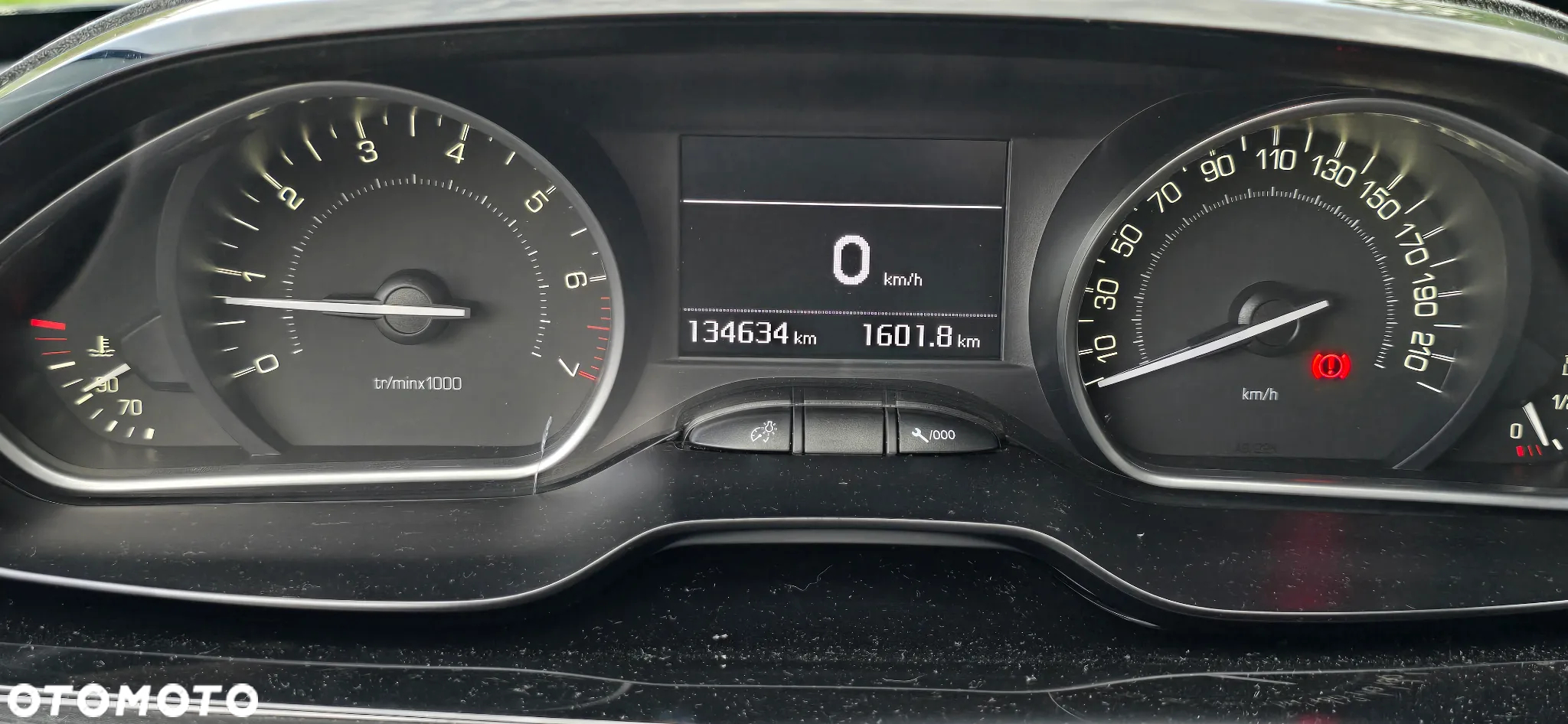 Peugeot 208 82 VTI Allure - 15