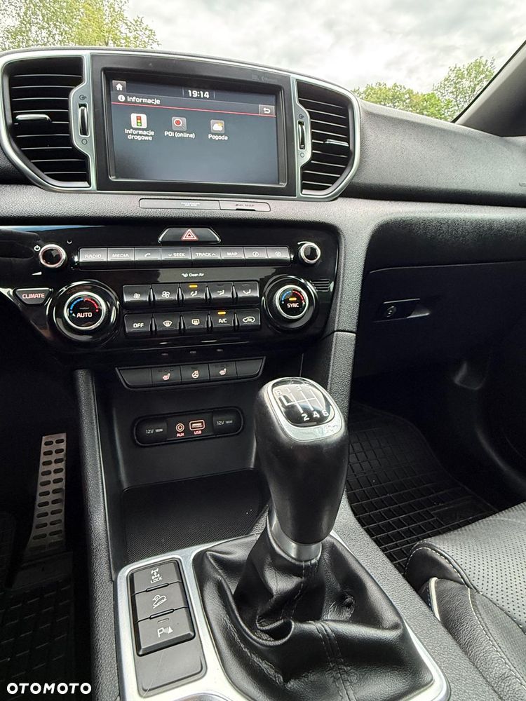 Kia Sportage 1.6 T-GDI AWD GT LINE - 32