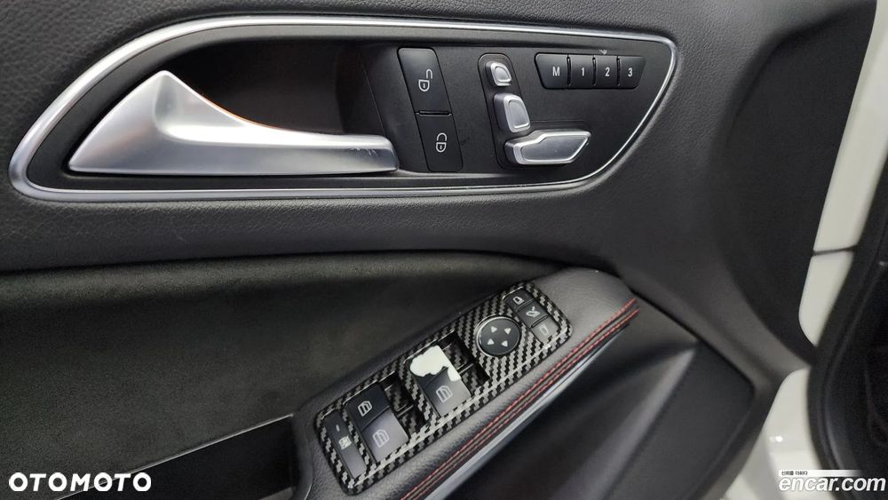 Mercedes-Benz Klasa A AMG 45 4-Matic - 12