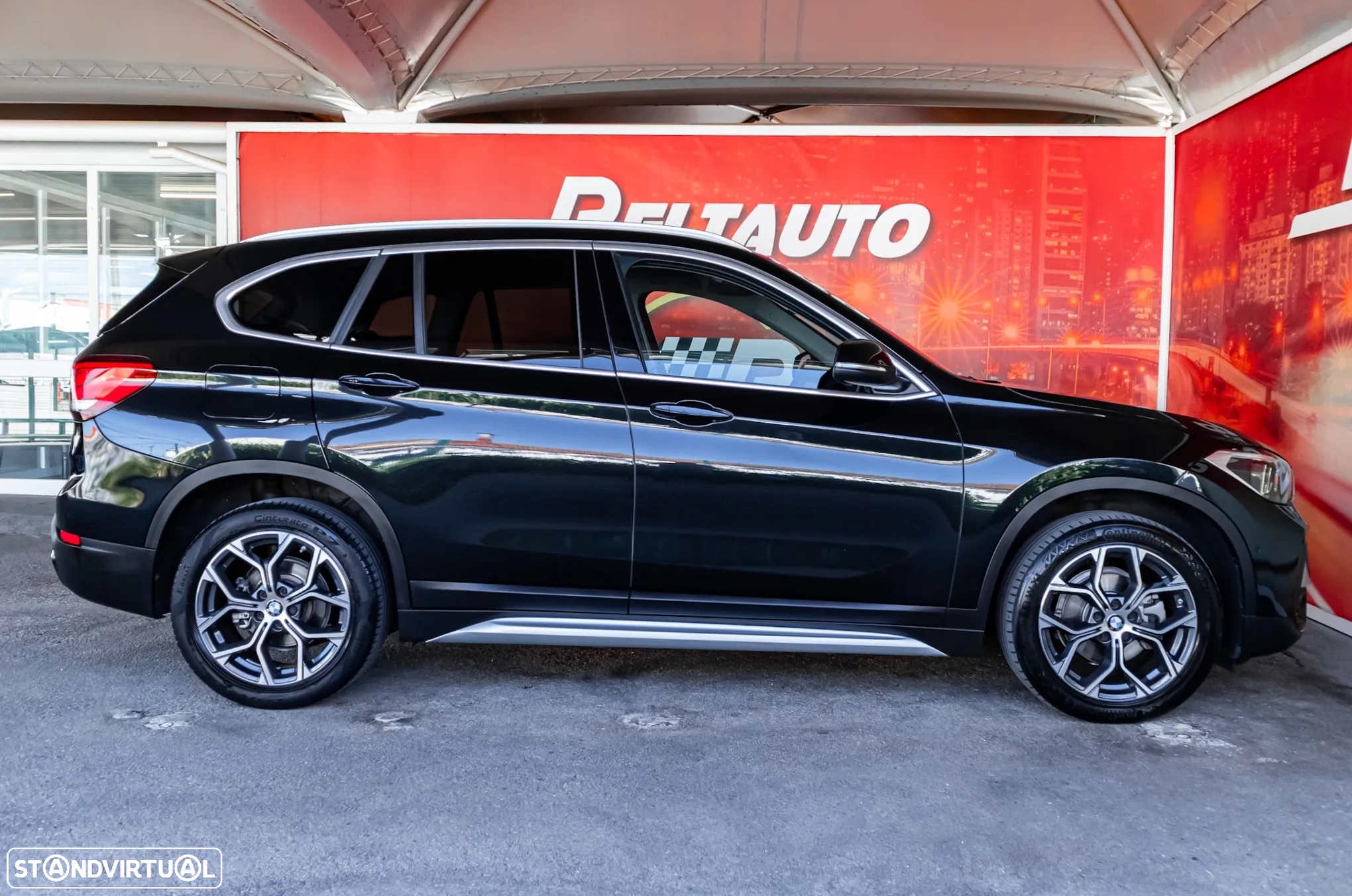 BMW X1 16 d sDrive xLine Auto - 4