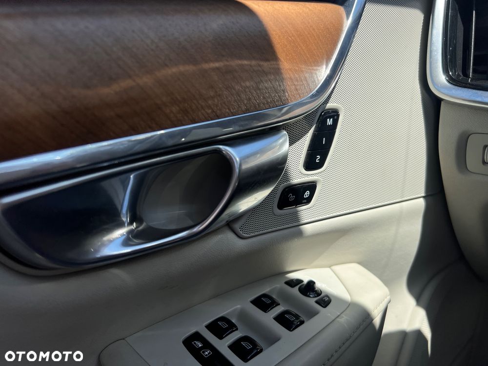 Volvo V90 D4 Inscription - 22