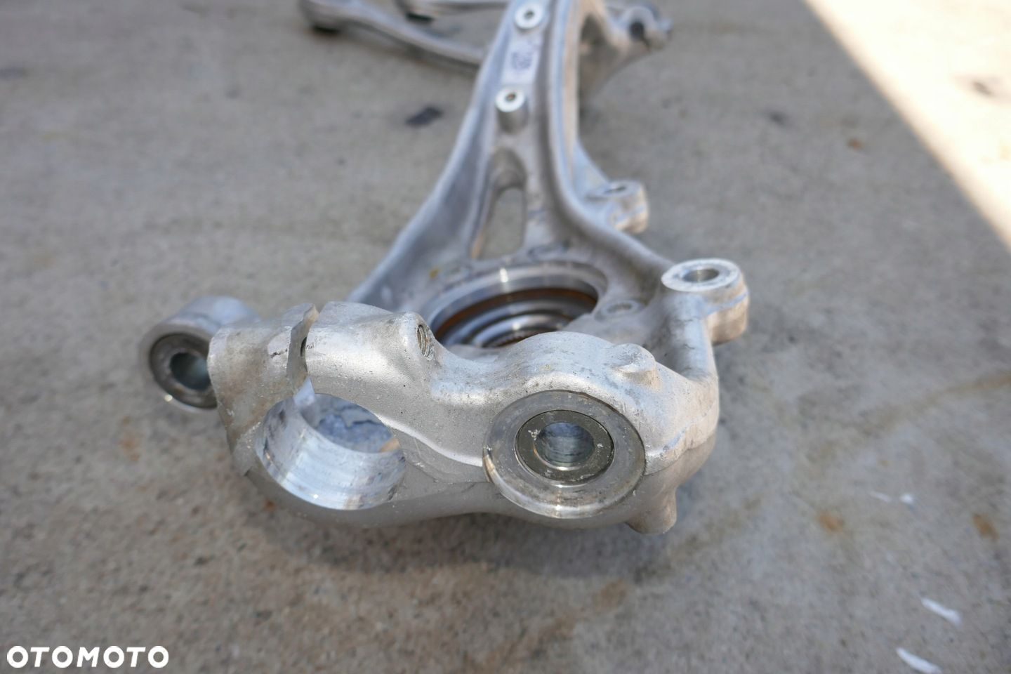 ZWROTNICA PIASTA PRAWA PRZÓD AUDI A4 B9 8W0407560 - 6
