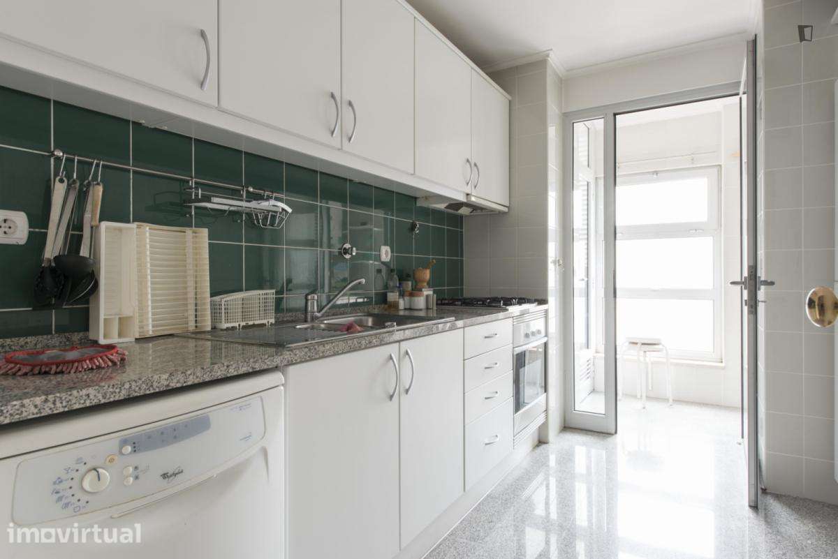 Apartamento com 1 quartos - localizado em Lumiar Lisbon - Grande imagem: 3/21