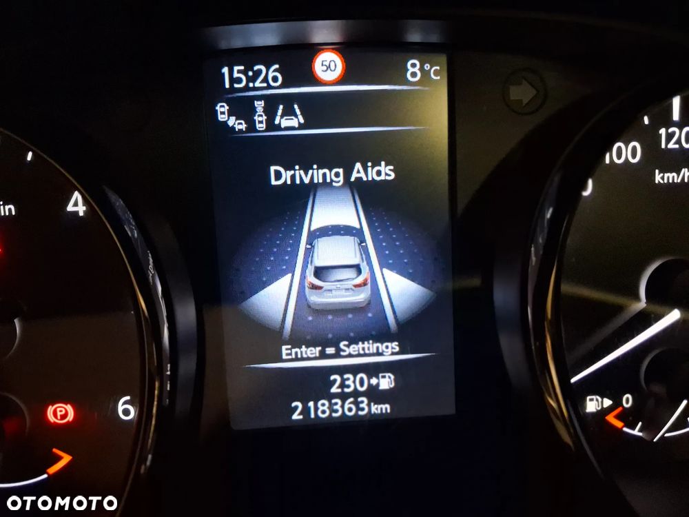 Nissan Qashqai 1.6 DCi ALL-MODE 4x4i TEKNA+ - 12