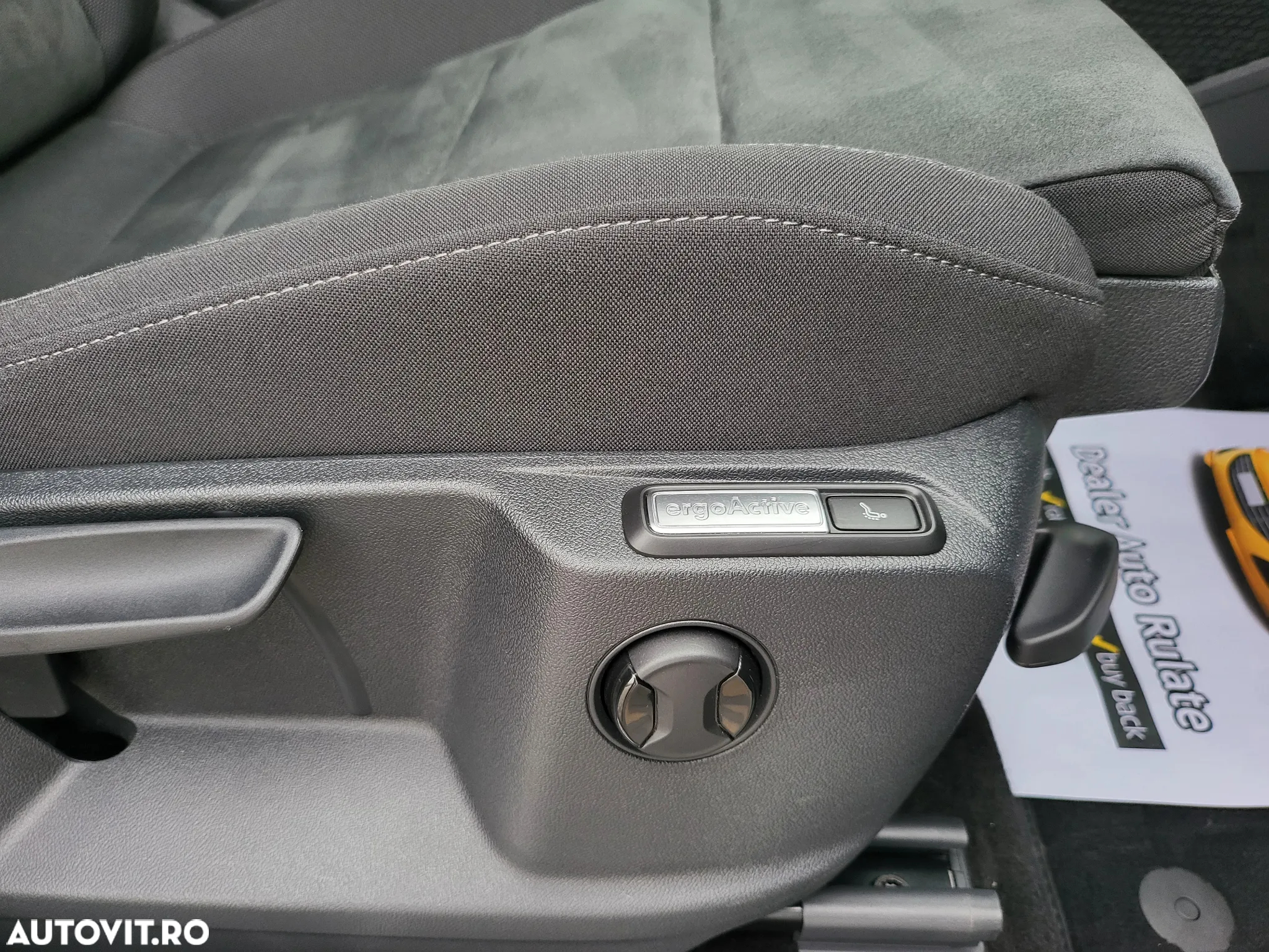 Volkswagen Tiguan 2.0 TDI DSG Elegance - 22