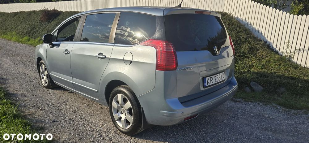 Peugeot 5008 1.6 HDi Premium - 9
