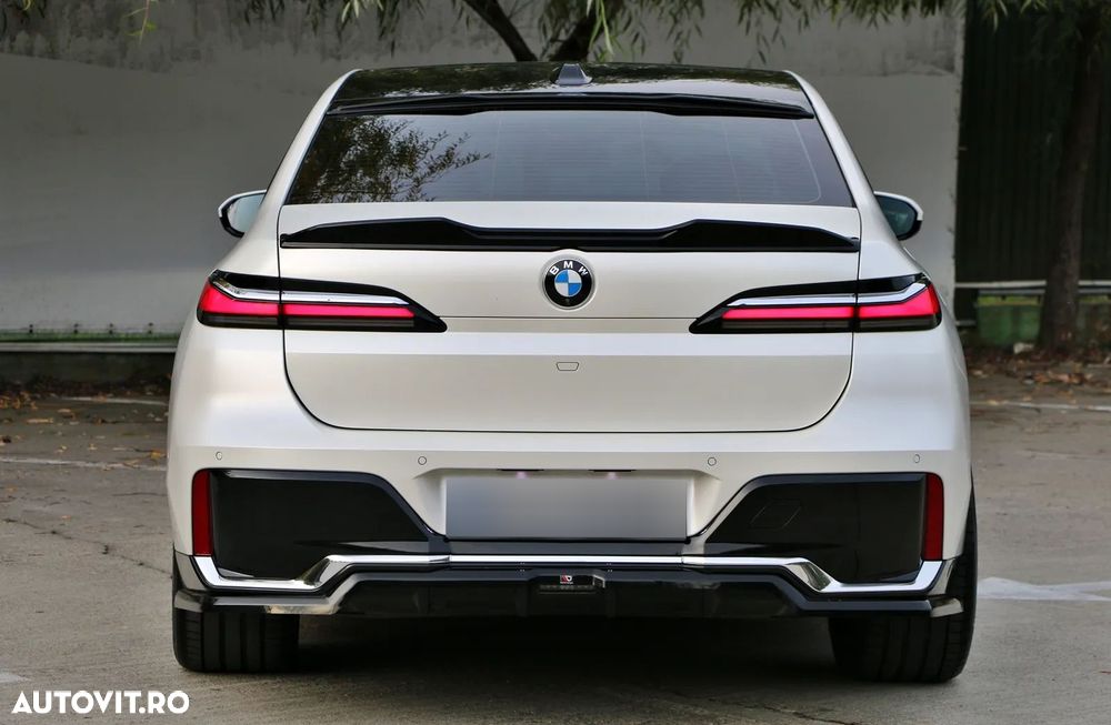 BMW Seria 7 - 28