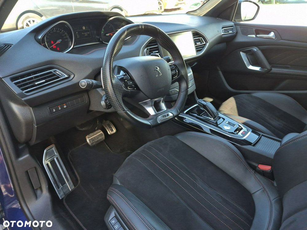 Peugeot 308 BlueHDi FAP 180 EAT8 Stop & Start GT - 13