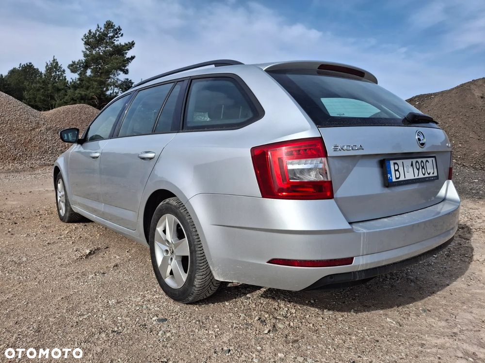 Skoda Octavia 1.6 TDI Ambition - 5
