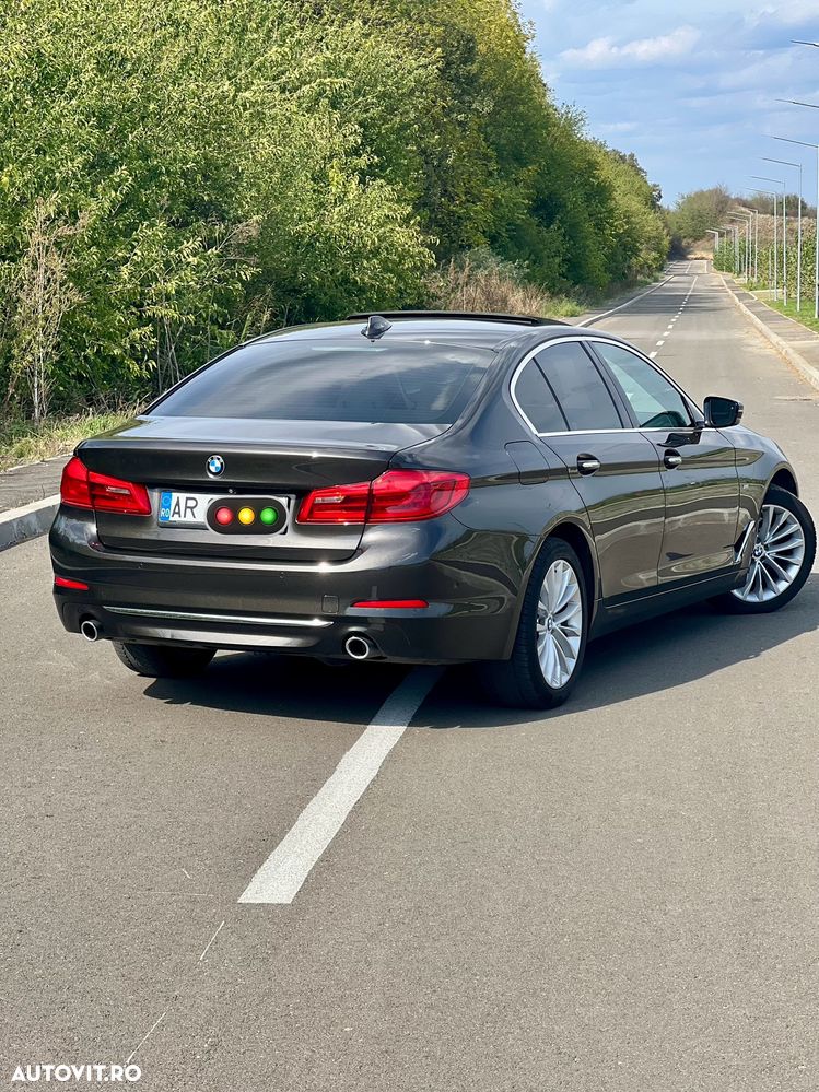 BMW Seria 5 520d AT - 4