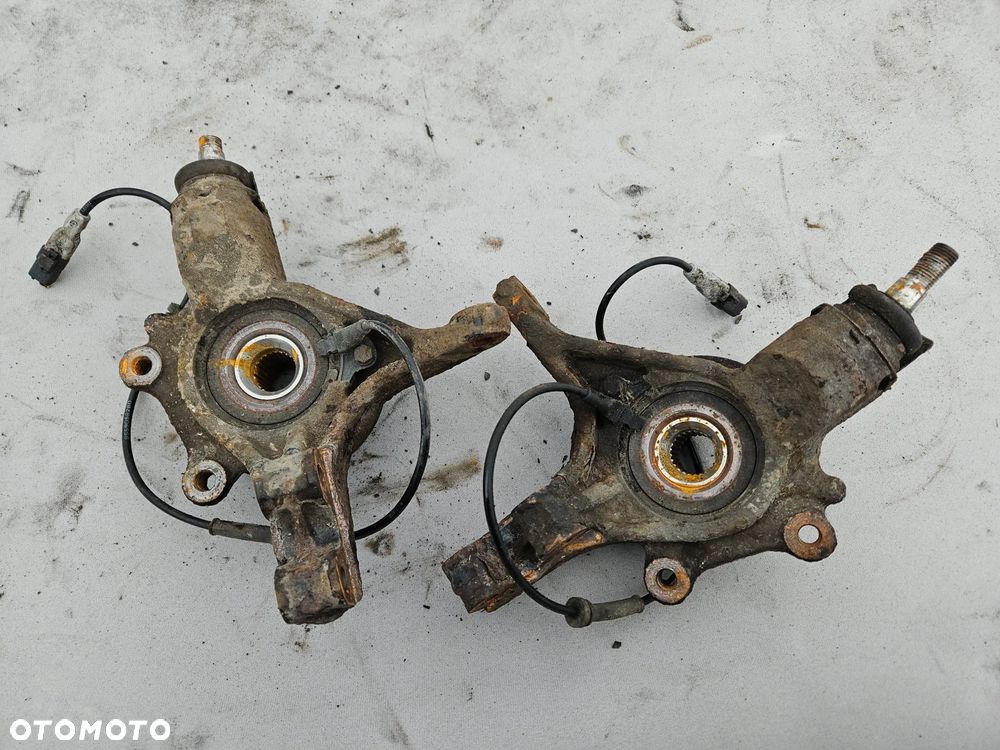 Zwrotnica piasta lewa prawa przednia ABS Peugeot 308 T7 1,6 VTI THP 2009r - 4