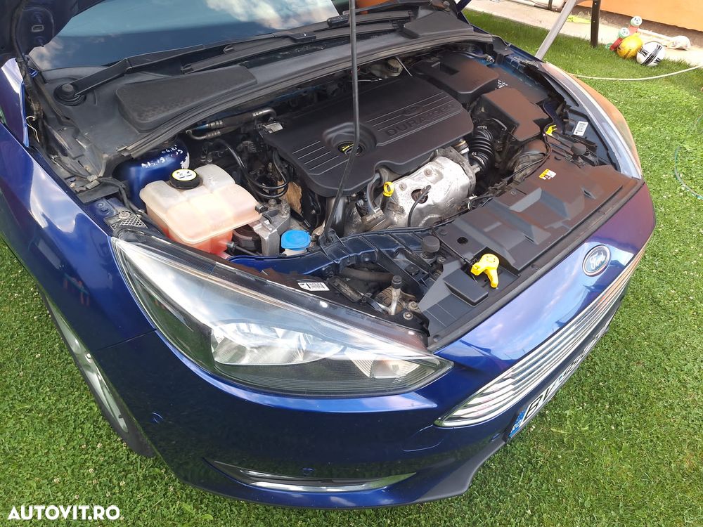 Ford Focus - 13