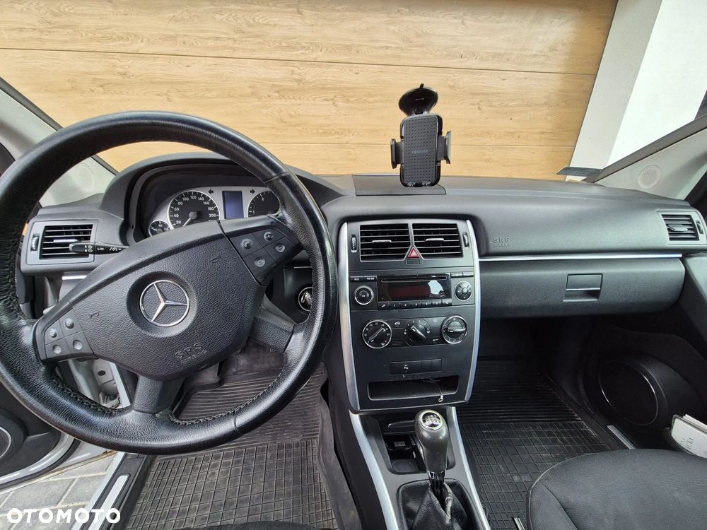 Mercedes-Benz Klasa B 180 CDI - 8