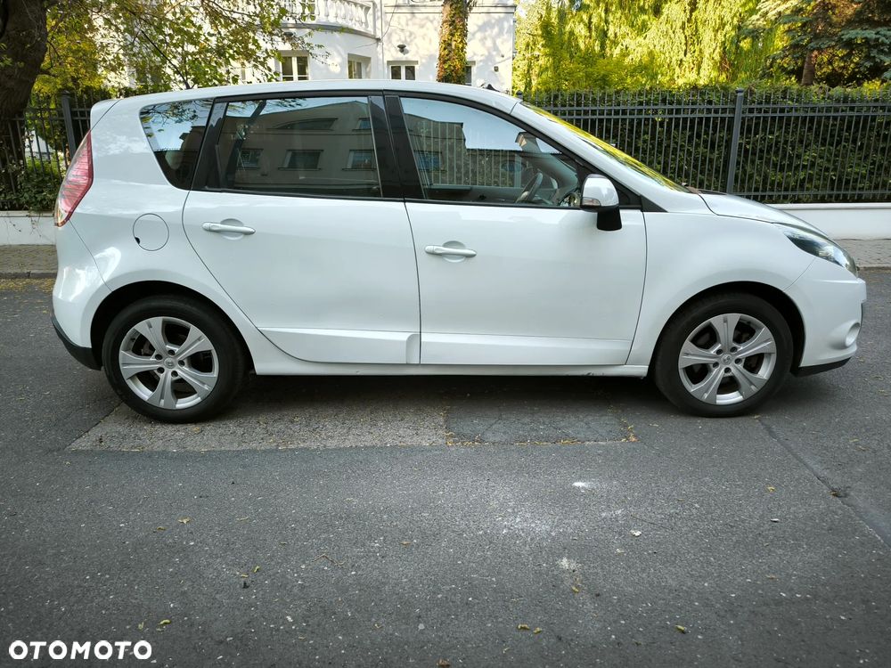 Renault Scenic TCe 130 Dynamique - 10