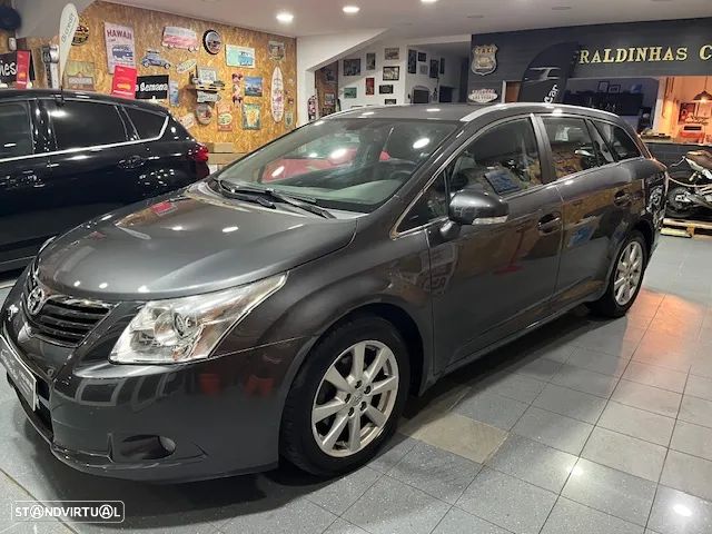 Toyota Avensis SW 2.0 D-4D Exclusive +Pele+GPS - 4
