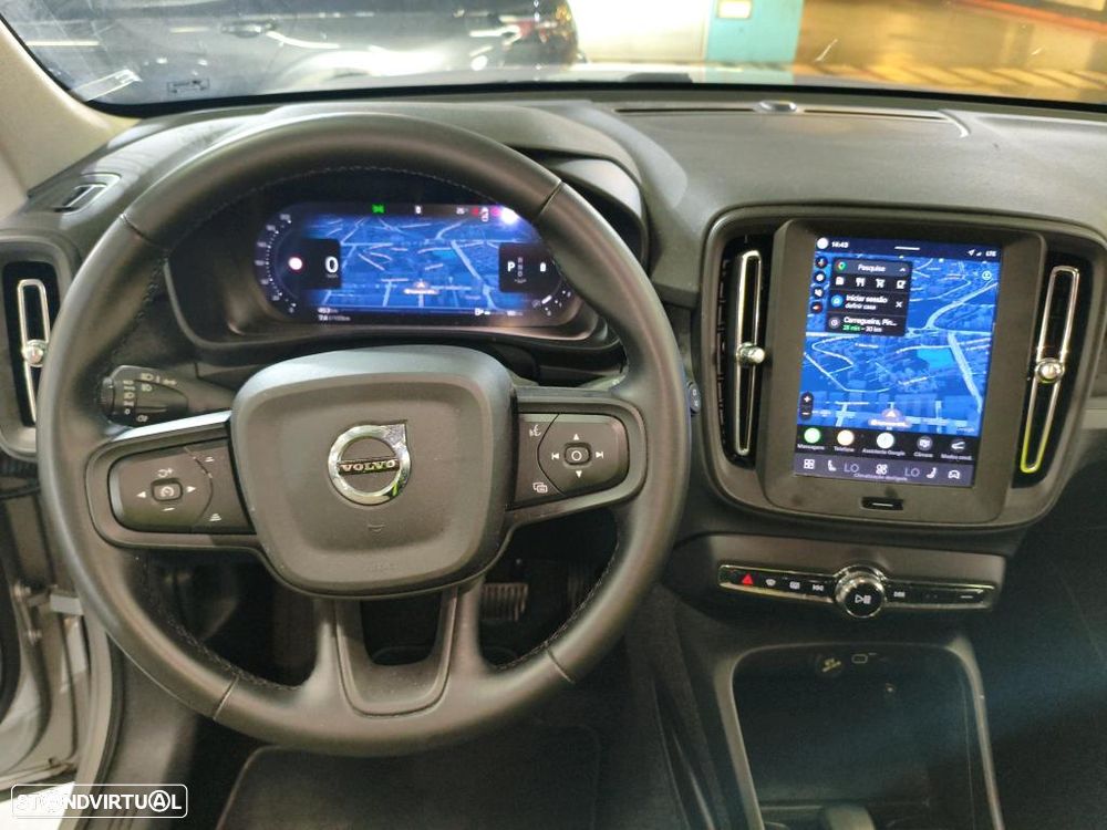 Volvo XC 40 2.0 B3 Essential - 8