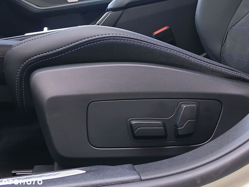 BMW Seria 1 - 16