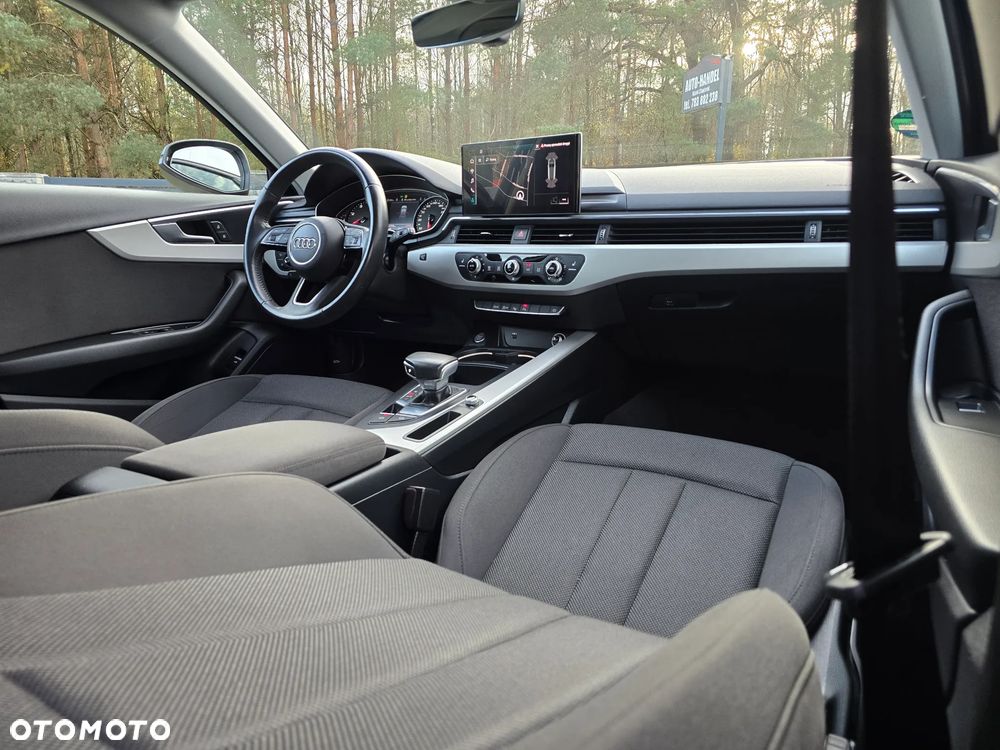 Audi A4 Avant 35 TDI S tronic - 24