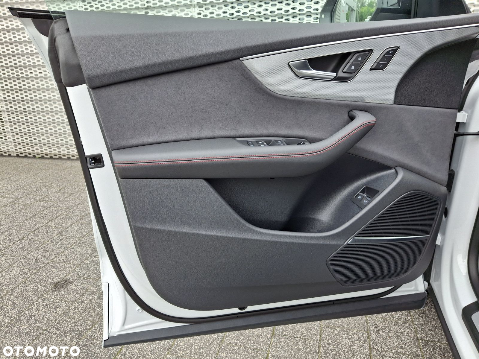 Audi Q8 - 8