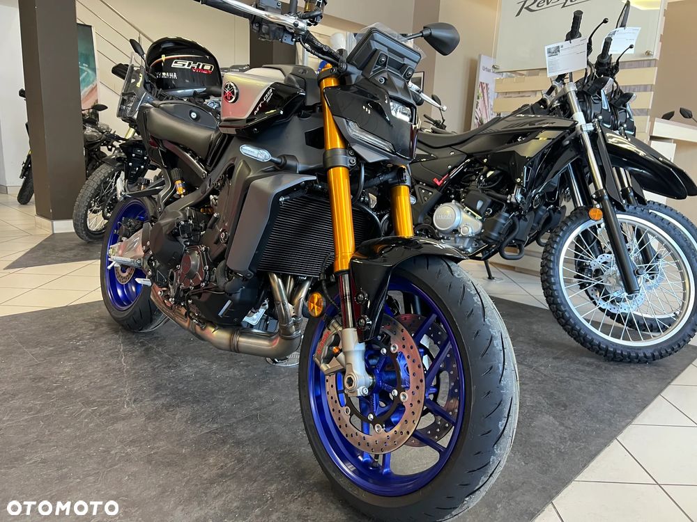 Yamaha MT - 4