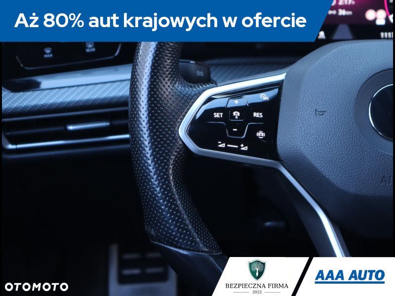 Volkswagen Golf - 21