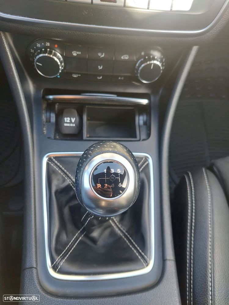 Mercedes-Benz A 180 d - 10