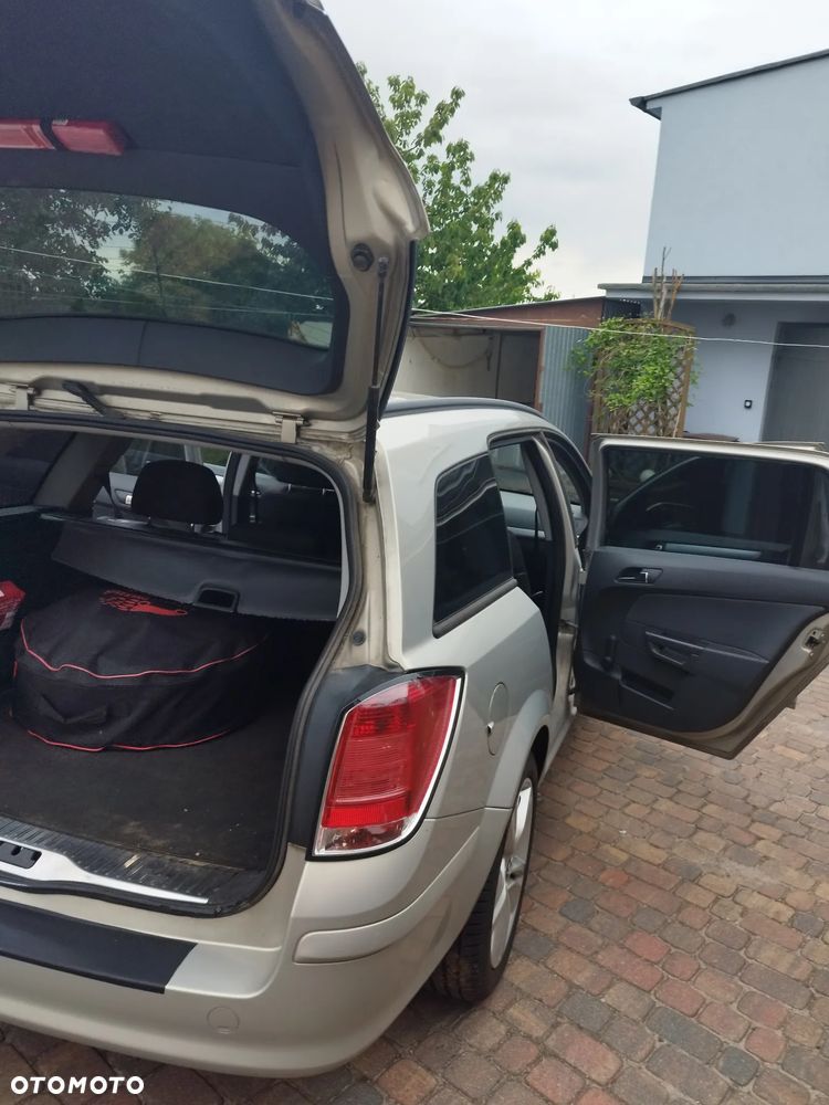 Opel Astra 1.6 Cosmo - 14