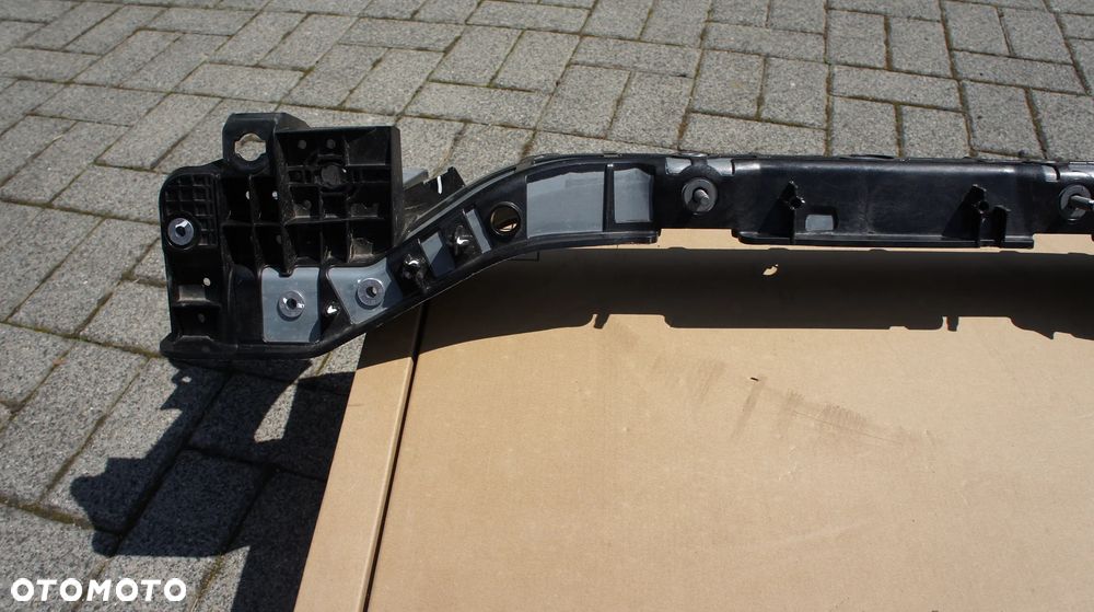 PAS PRZEDNI RENAULT MEGANE E-TECH  E TECH - 5