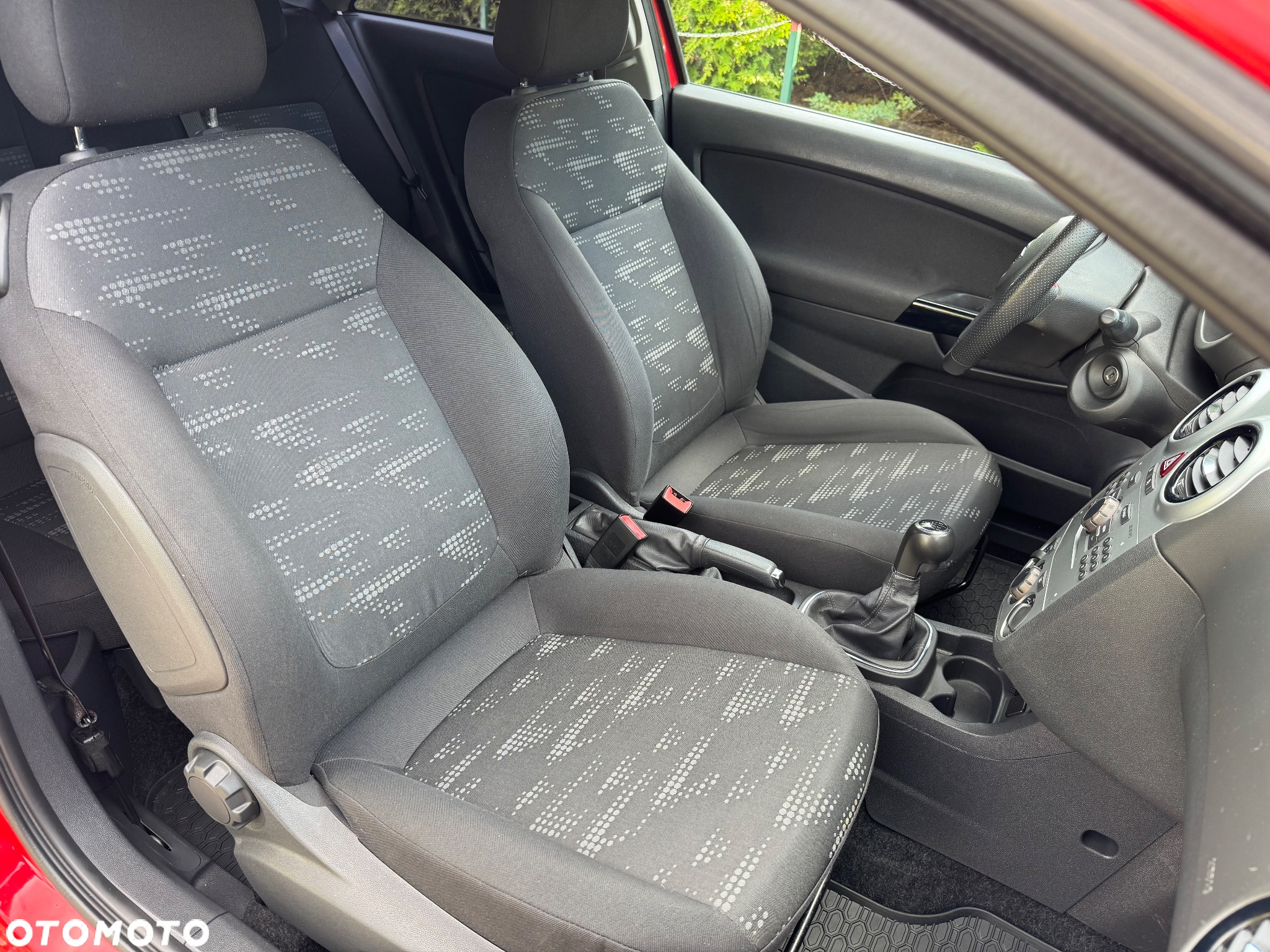 Opel Corsa 1.4 16V Color Race - 14