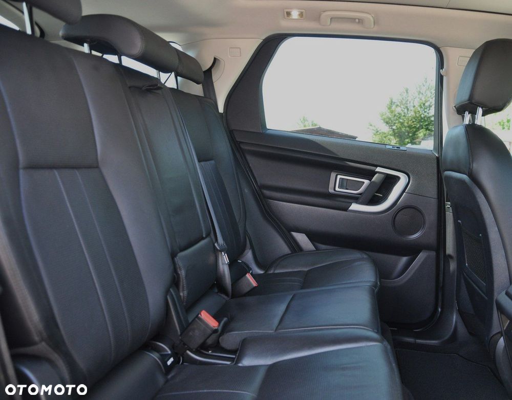 Land Rover Discovery Sport 2.0 eD4 HSE Luxury - 15