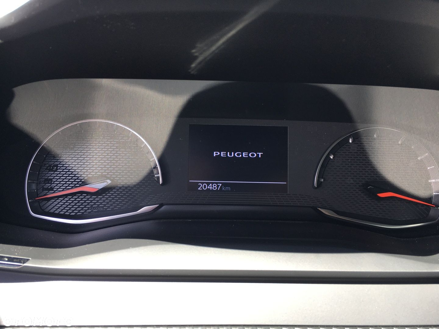 Peugeot 208 1.2 PureTech Active Pack S&S - 9
